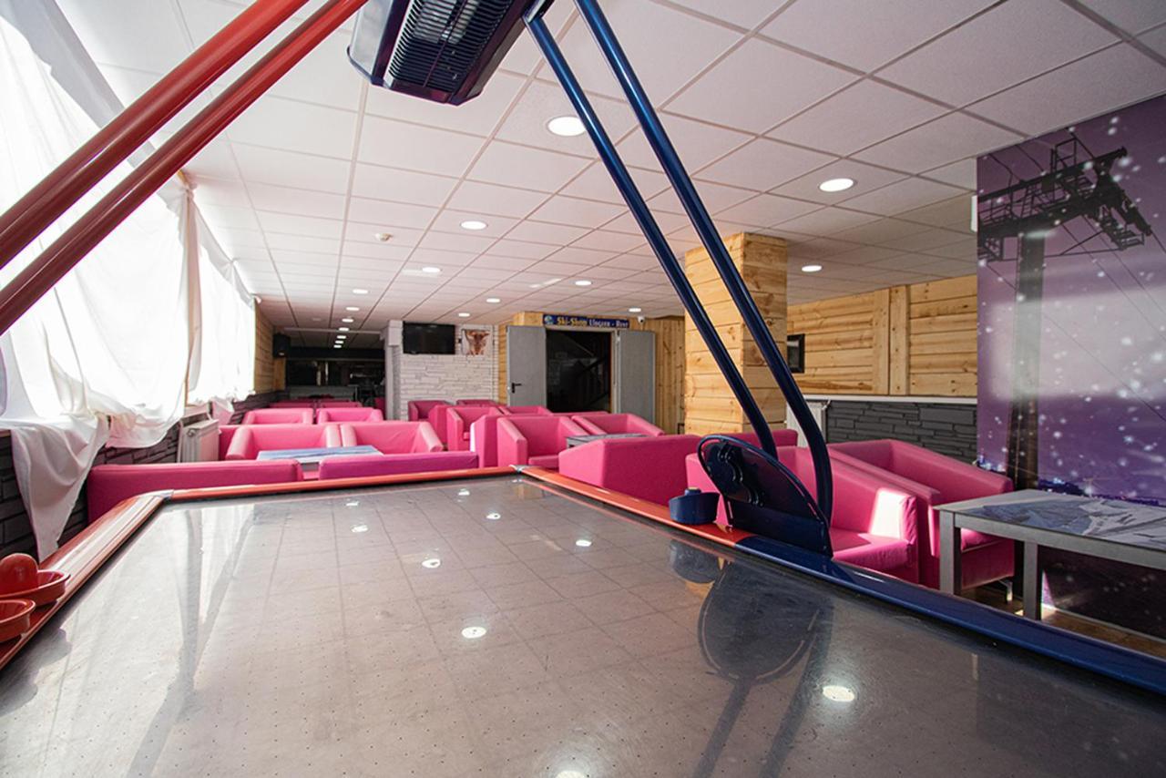 Apartaments Turistics Natural Suites Manzano 3000 Pas De La Casa Bagian luar foto
